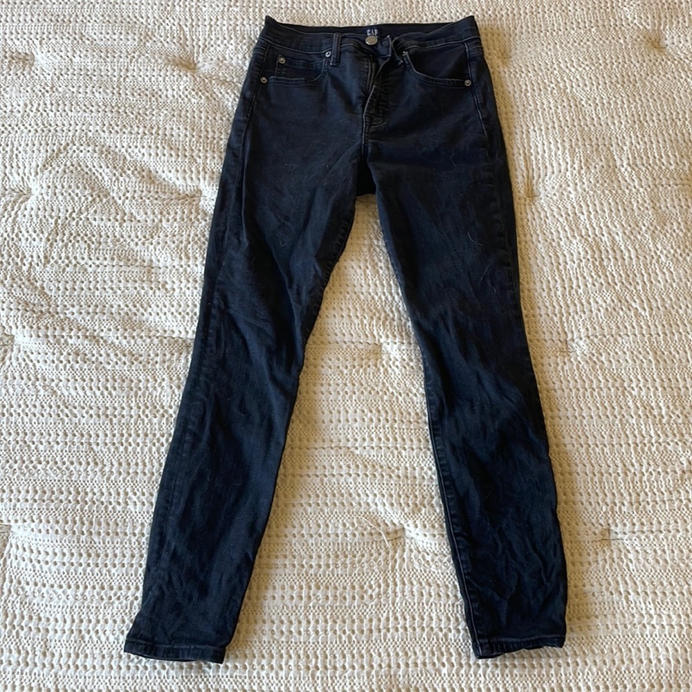 Black Gap Skinny Jeans